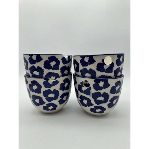 CROFTON 21 oz Noodle Bowls - Blue & White  Flower Design Set 4 - Picture 2 of 8